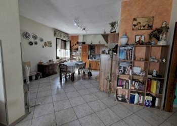 Foto 10 - Casa indipendente C.da Materna
 
18, Collecorvino - foto 10