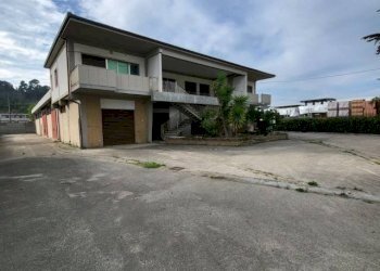 Foto 3 - Capannone Strada statale 16, Silvi - foto 3