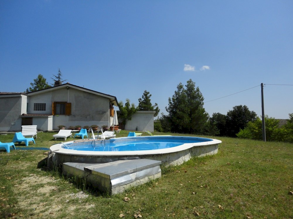 Foto 2 - Rustic Via Santa Maria Del Monte
 
18, Poggio San Marcello - photo 2