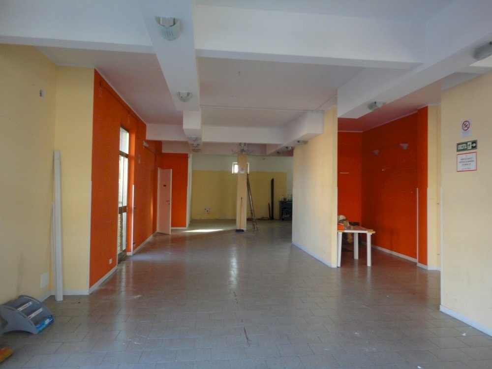 Foto 1 - Locale Commerciale Via Silvio Pellico, Castelbellino - foto 1