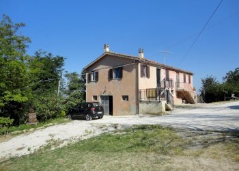 Casa - Azienda agricola Colle Ravara
 
27, Serra de' Conti - foto 1