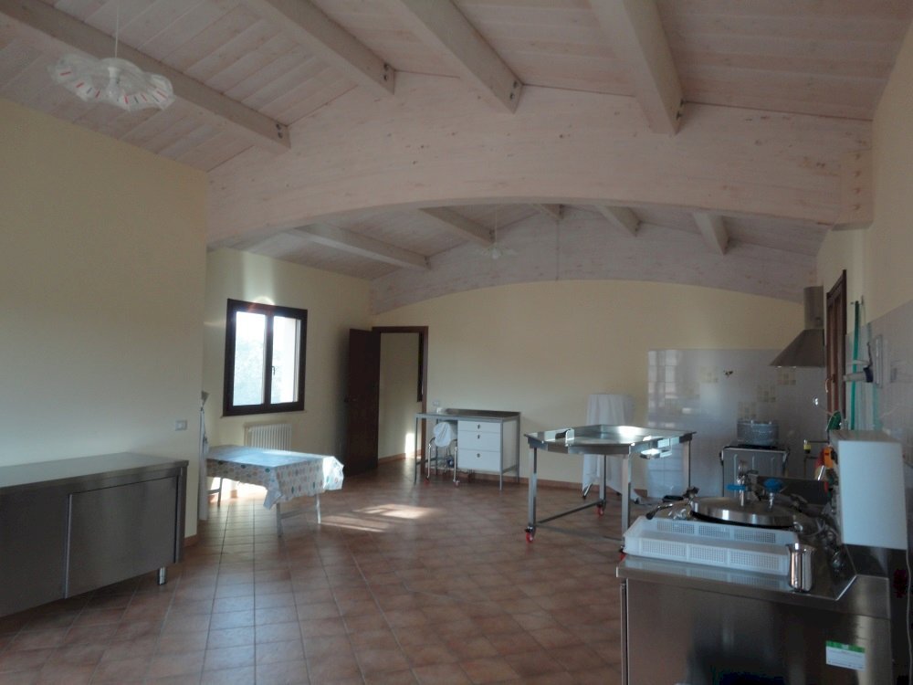 Foto 3 - Villa XXV aprile
 
63, Castelplanio - photo 3