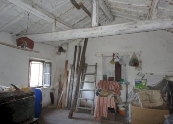 Foto 10 - Rustic contrada Balciana
 
6, Poggio San Marcello - photo 8