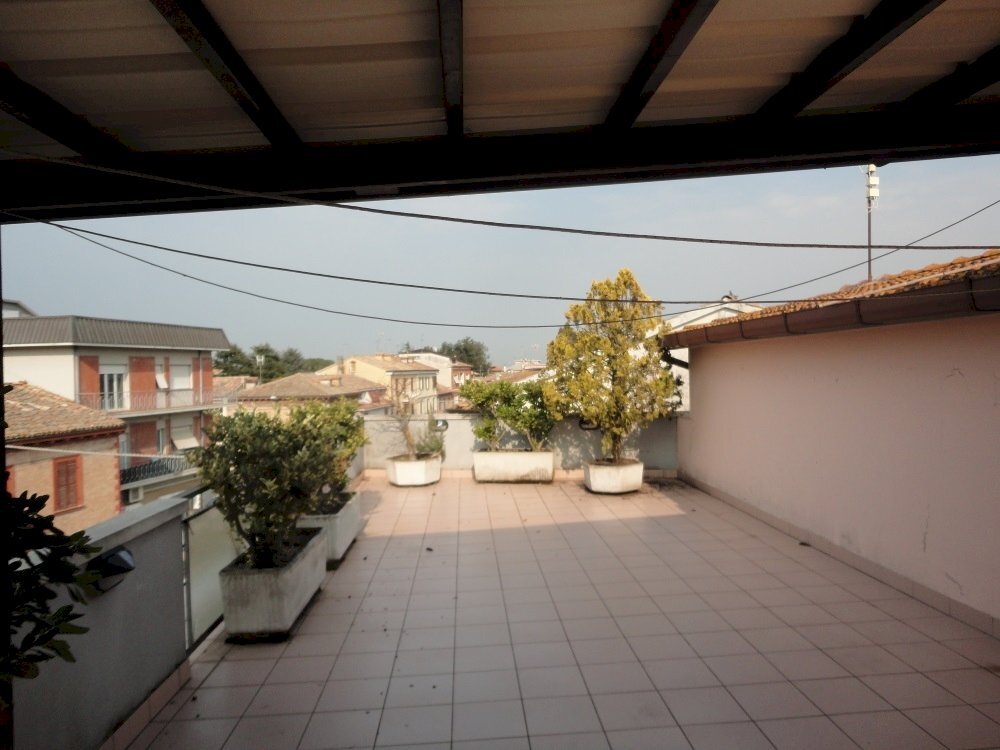 Foto 1 - Quadrilocale via san Giorgio
 
1, Monte Roberto - foto 1