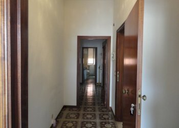 Foto 5 - Quadrilocale via san Giorgio
 
1, Monte Roberto - foto 5