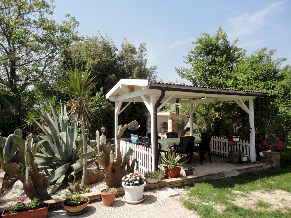 Foto 3 - Villa Via coppetella
 
17, Jesi - foto 3