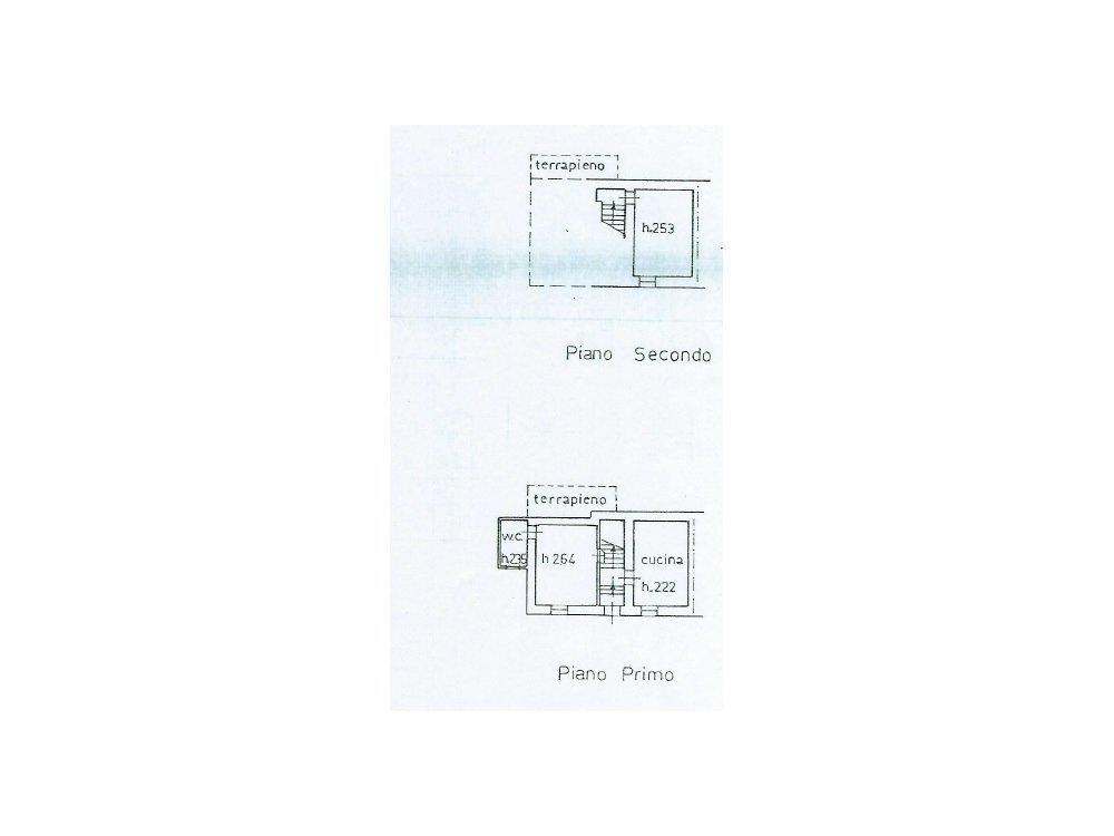 Foto 15 - Three-room apartment san ginesio
 
17, Arcevia - floor plans 1