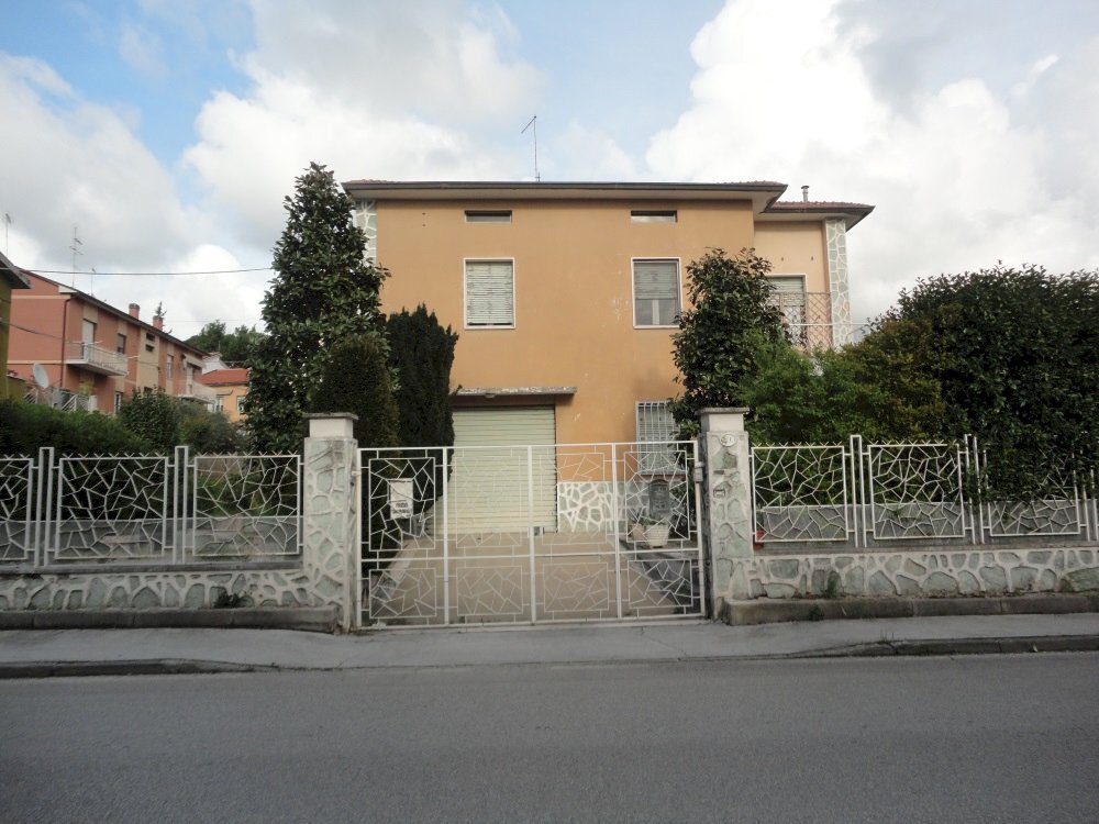 Foto 1 - Villa via San  Marcello
 
1, Jesi - foto 1