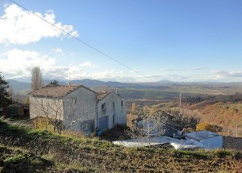 Foto 1 - Rustic via santa maria del monte
 
10, Poggio San Marcello - photo 1