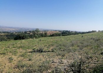 Foto 3 - Rustic via santa maria del monte
 
10, Poggio San Marcello - photo 3