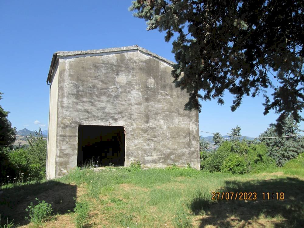 Foto 1 - Locale Commerciale Viale Liberta
 
56, Cupramontana - foto 1