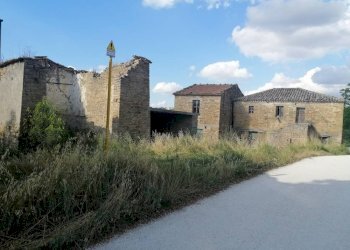 Foto 5 - Rustico Via Moricozzi
 
10, Apiro - foto 5