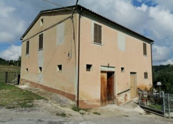 Foto 2 - Rustico Via Fochiusa est
 
27, Serra San Quirico - foto 2