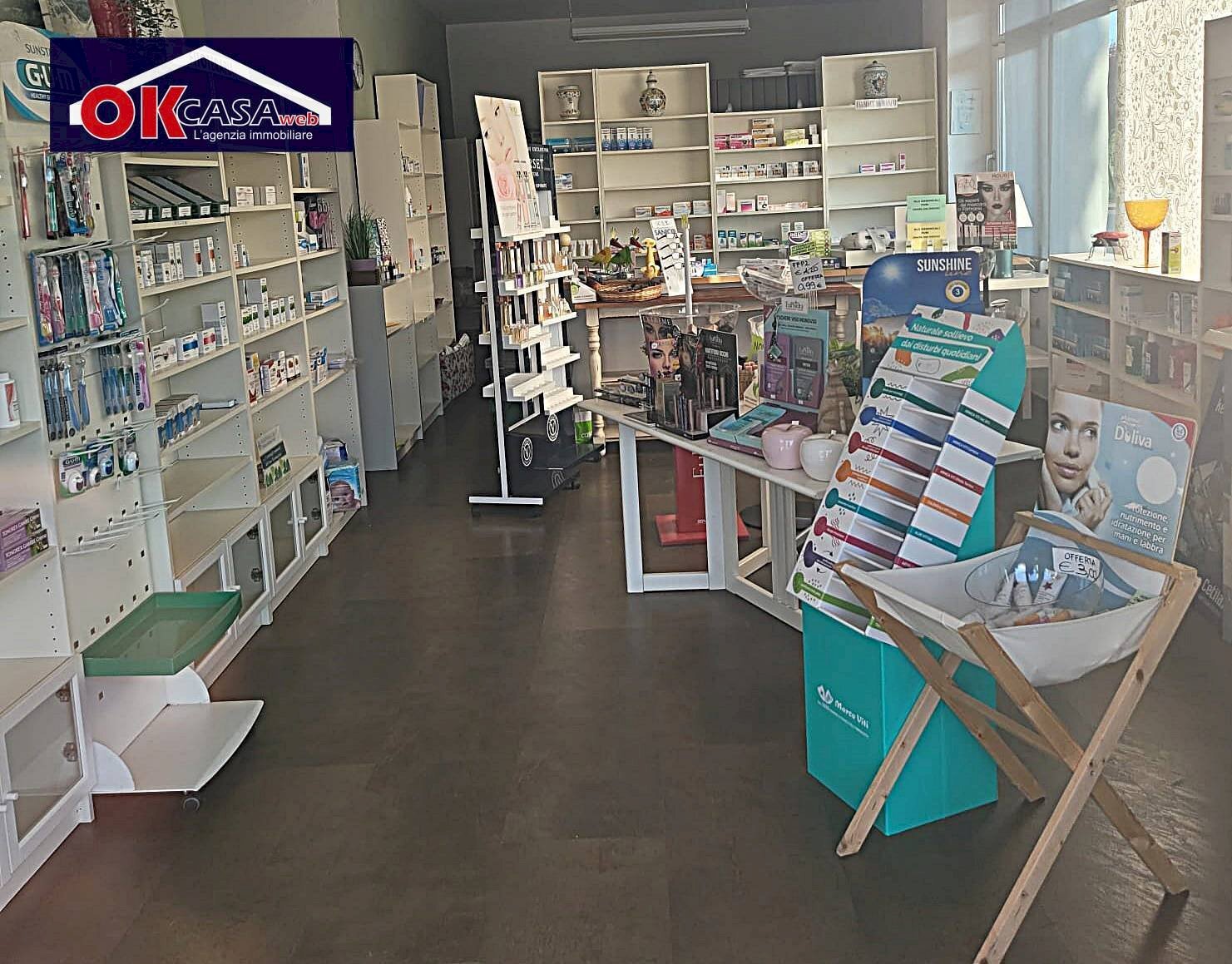 Foto 3 - Attività Commerciale viale trieste, Gradisca d'Isonzo - foto 3