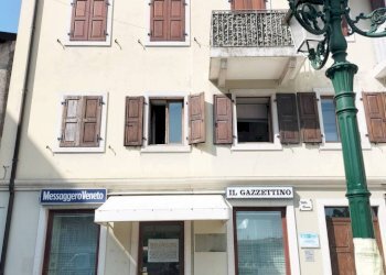 Foto 1 - Commercial Activity Grado - photo 1