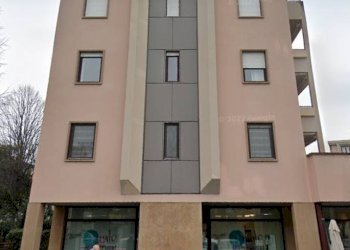 Foto 1 - Attività Commerciale via Ugo Foscolo, Monfalcone - foto 1