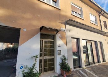 Foto 7 - Attività Commerciale VIA DANTE ALIGHIERI, Staranzano - foto 7