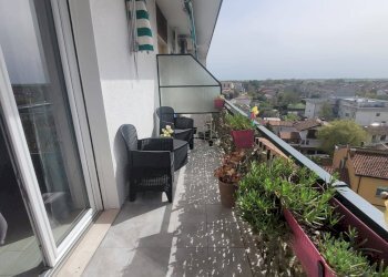 Foto 1 - Quadrilocale Piazza Dante Alighieri, Staranzano - foto 1