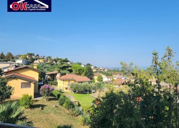 Foto 23 - Trilocale via pò
 
1, Peschiera del Garda - foto 23