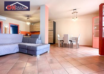 Foto 1 - Three-room apartment VIA VACCAROLO, Desenzano del Garda - photo 1