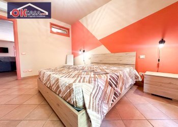 Foto 10 - Three-room apartment VIA VACCAROLO, Desenzano del Garda - photo 10