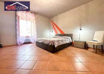 Foto 15 - Three-room apartment VIA VACCAROLO, Desenzano del Garda - photo 15