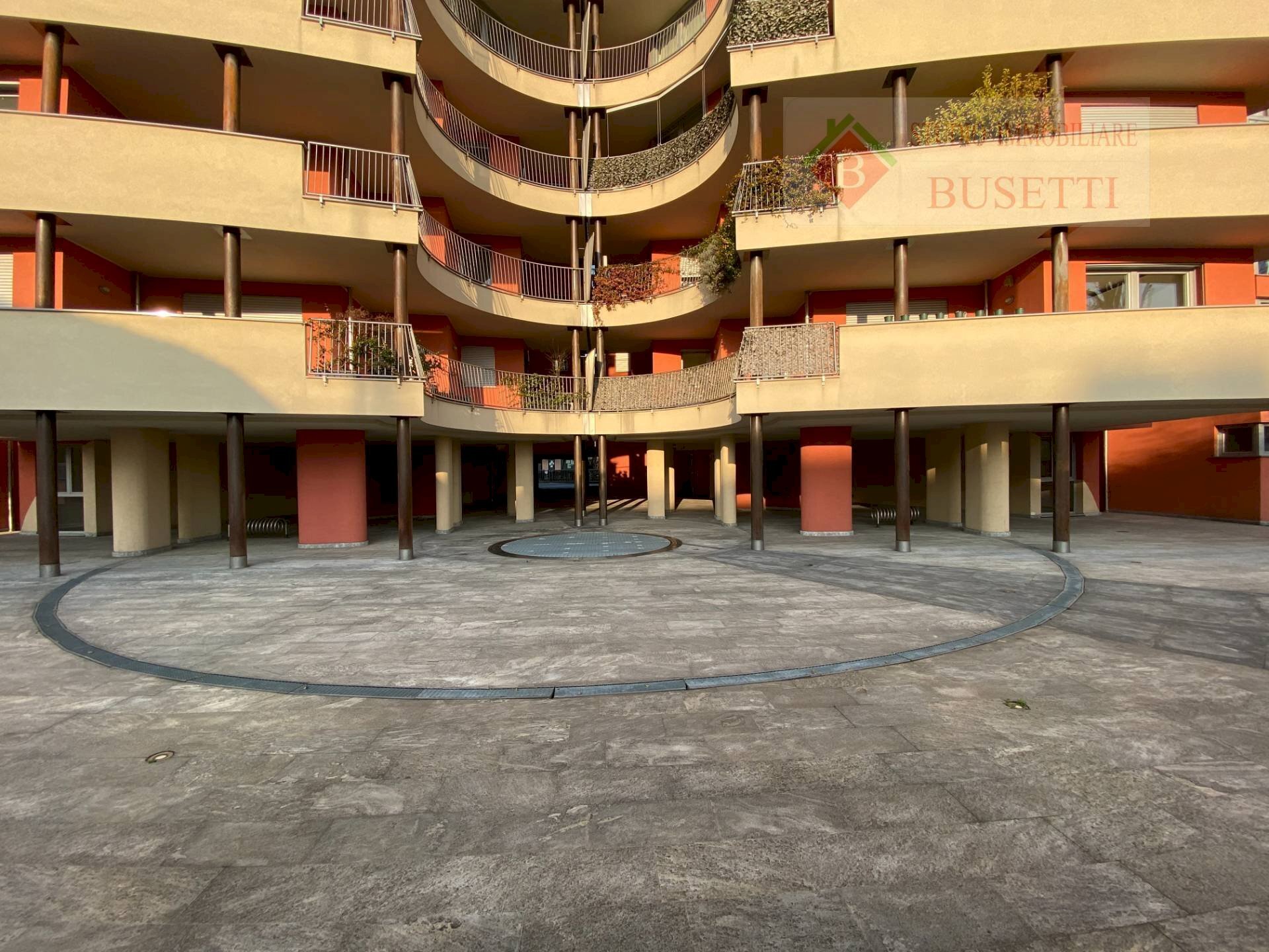 Foto 1 - Box VIA PONTIDA
 
7, Legnano - photo 1