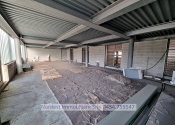 GREZZO PER AMPLIAMENTO UFFICI - Capannone Budoia - foto 32