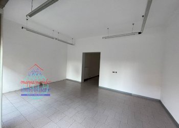 Foto 5 - Negozio VIA G. MATTEOTTI
 
123, Castello d'Argile - foto 5