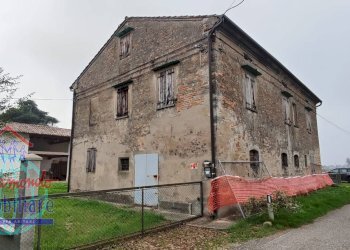 Foto 3 - Rustico VIA GUZZINATI, Cento - foto 3