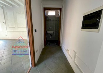 Foto 4 - Ufficio Via Borgo del Ghetto
 
9, Cento - foto 4