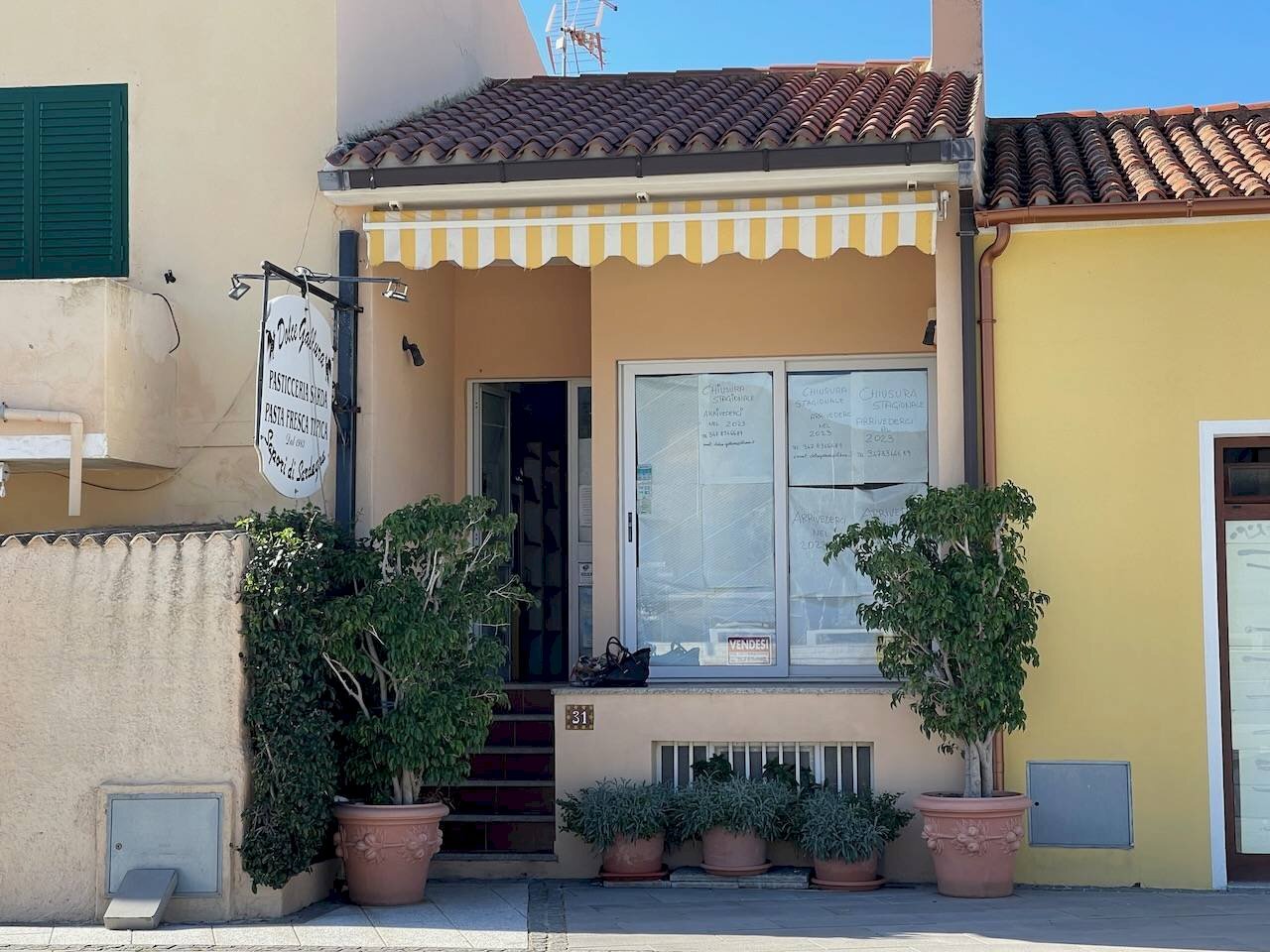 Foto 2 - Commercial Premises Piazza Cossiga Golfo Aranci, Golfo Aranci - photo 2