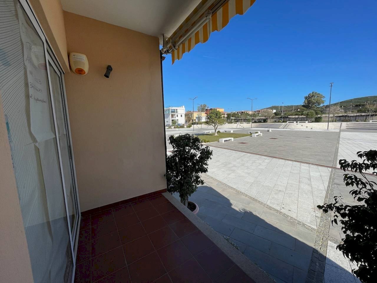 Foto 3 - Commercial Premises Piazza Cossiga Golfo Aranci, Golfo Aranci - photo 3