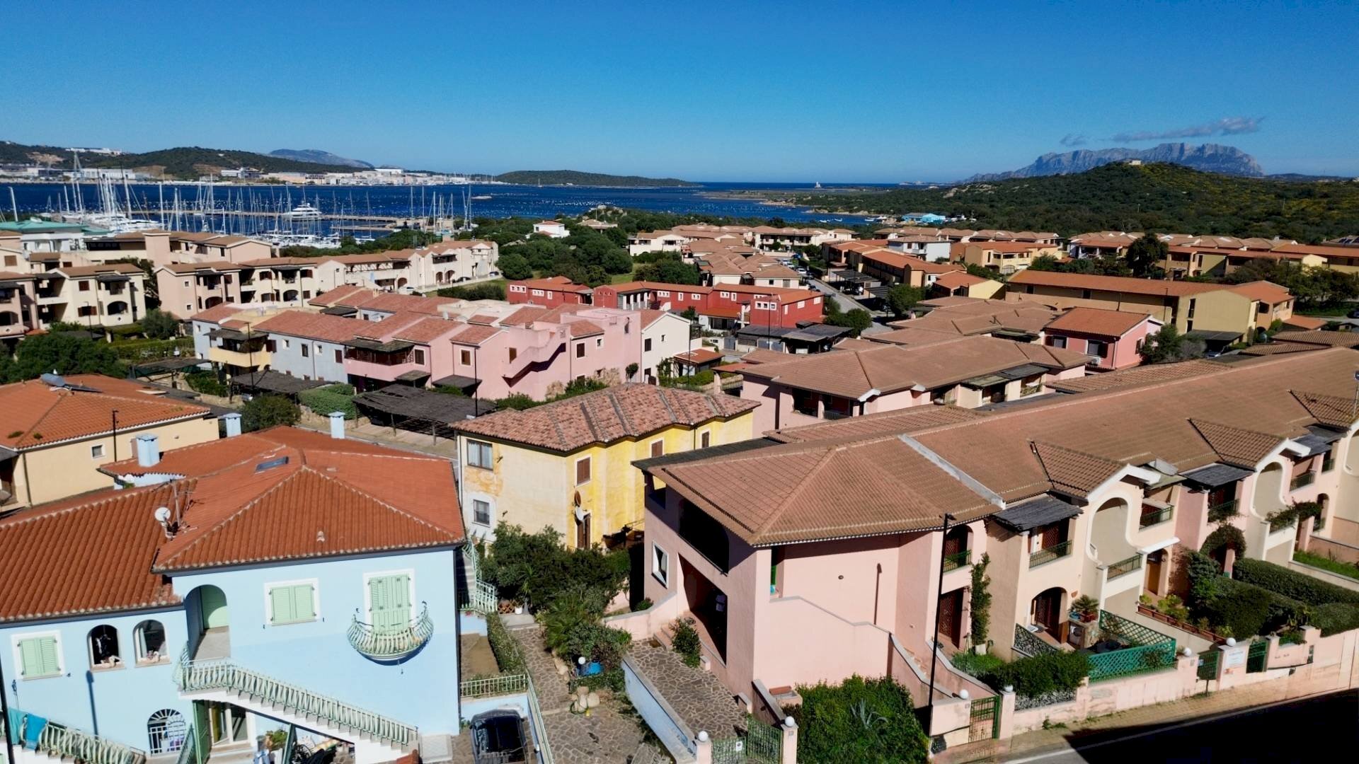 Foto 3 - Villa a Schiera VIA SALVATORE QUASIMODO
50, Olbia - foto 3