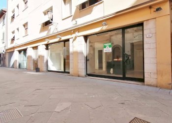 Foto 1 - Locale Commerciale via marconi
 
37, Castelfranco di Sotto - foto 1