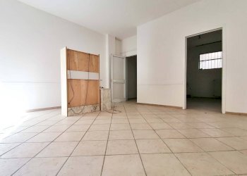 Foto 5 - Locale Commerciale via marconi
 
37, Castelfranco di Sotto - foto 5