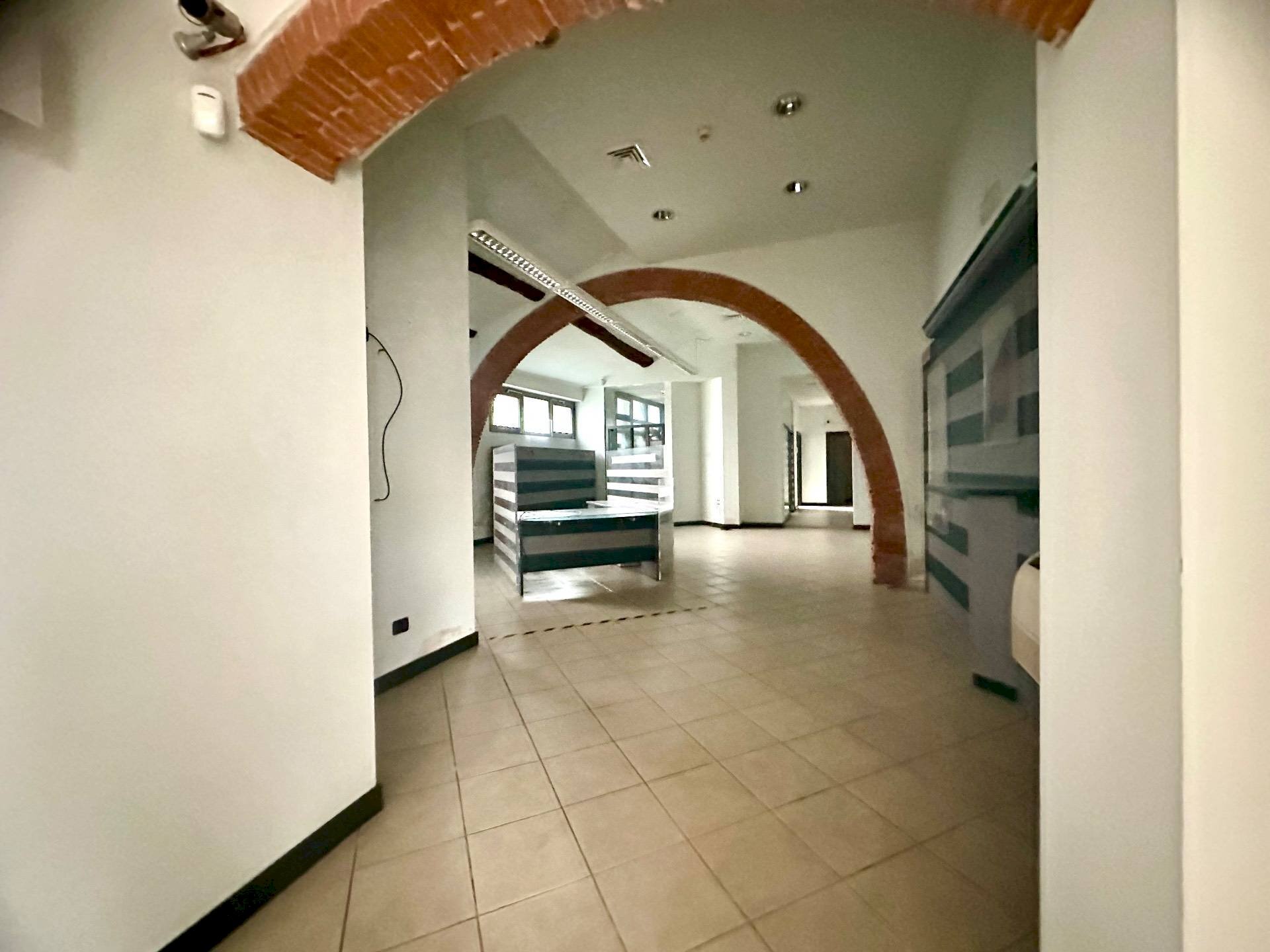 Foto 1 - Locale Commerciale piazza vittorio emanuele, Bientina - foto 1