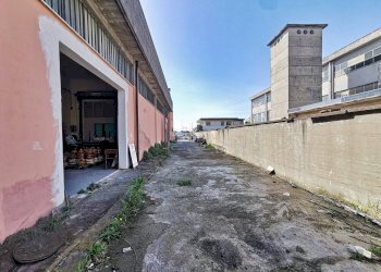 Foto 9 - Locale Commerciale via giovanni xxiii
 
14, Pontedera - foto 9