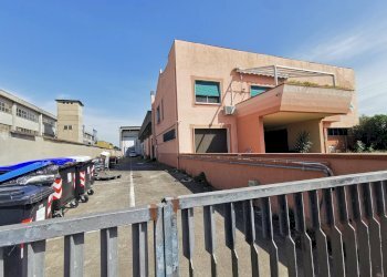 Foto 10 - Locale Commerciale via giovanni xxiii
 
14, Pontedera - foto 10