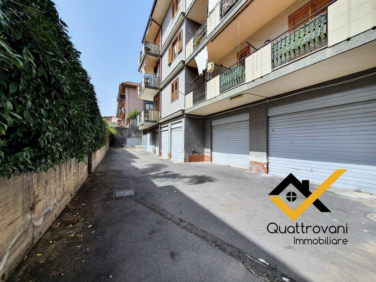 Foto 3 - Box Via San Filippo Neri
 
15, Aci Castello - foto 3