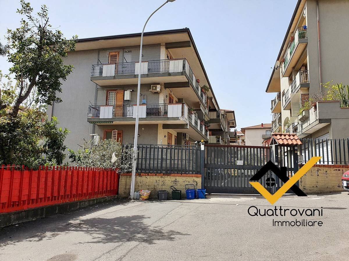 Foto 1 - Box Via San Filippo Neri
 
15, Aci Castello - foto 1