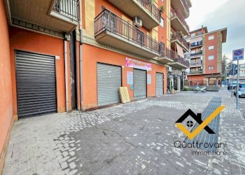 Foto 13 - Locale Commerciale Largo Umberto Spadaro
 
13, Catania - foto 13