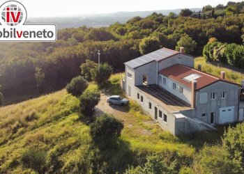 Foto 3 - Casa indipendente VIA ROMA
 
52, Val Liona - foto 3