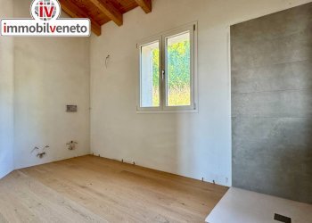 Foto 11 - Casa indipendente VIA ROMA
 
52, Val Liona - foto 11