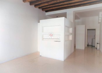 Foto 2 - Attività Commerciale VIA ROMA
 
52, Lonigo - foto 2