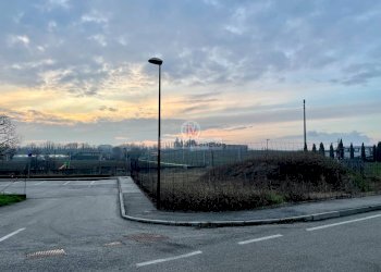 Foto 3 - Terreno edificabile VIA ROMA
 
52, Sarego - foto 3