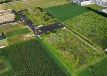 Foto 1 - Terreno edificabile VIA ROMA
 
52, Brendola - foto 1