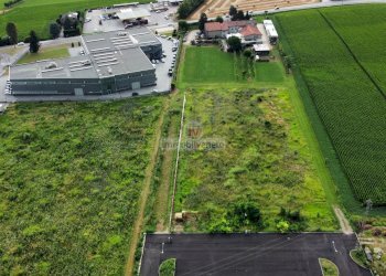 Foto 3 - Terreno edificabile VIA ROMA
 
52, Brendola - foto 3