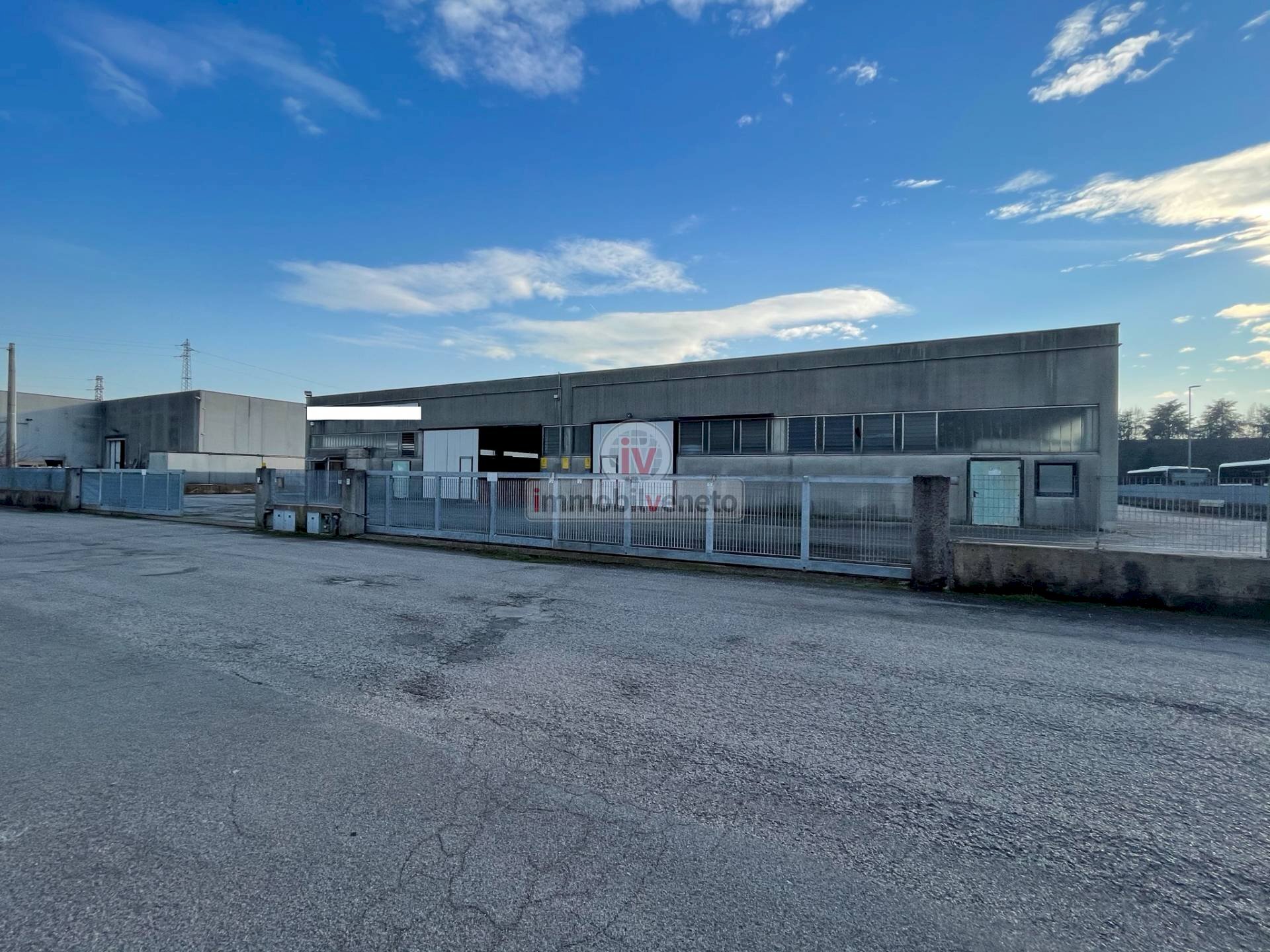 Foto 2 - Capannone VIA ROMA
 
52, Lonigo - foto 2