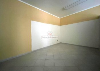 Foto 8 - Shop VIA ROMA
 
52, Lonigo - photo 8